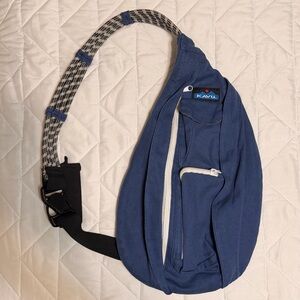 Kavu Blue Rope Sling Bag with White Zip Accent